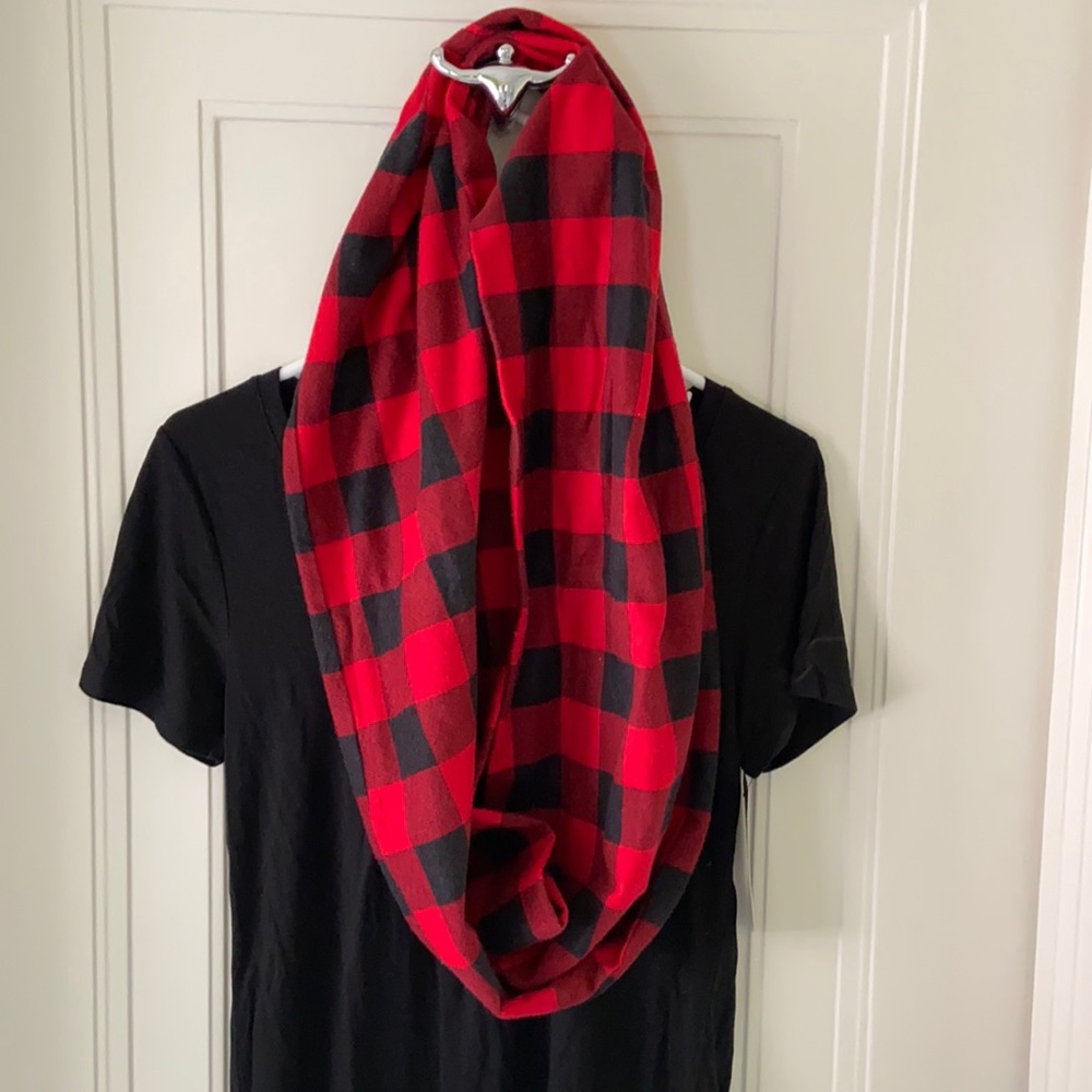 Infinity scarf